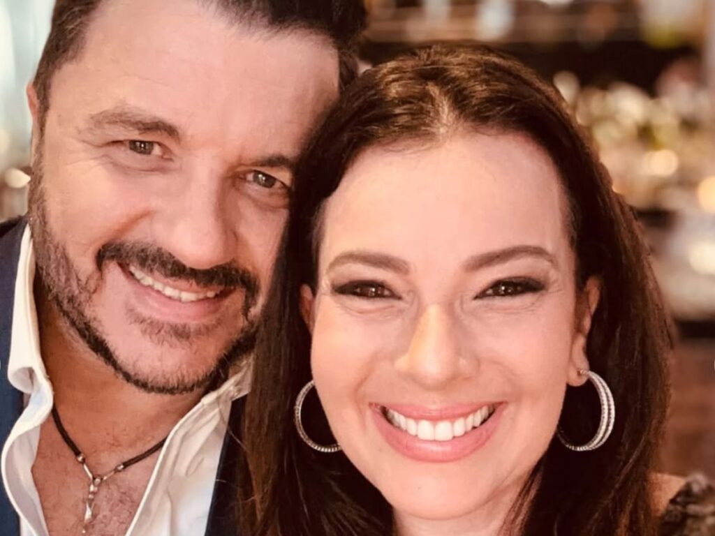 Mauricio-Manieri-e-a-esposa.jpg